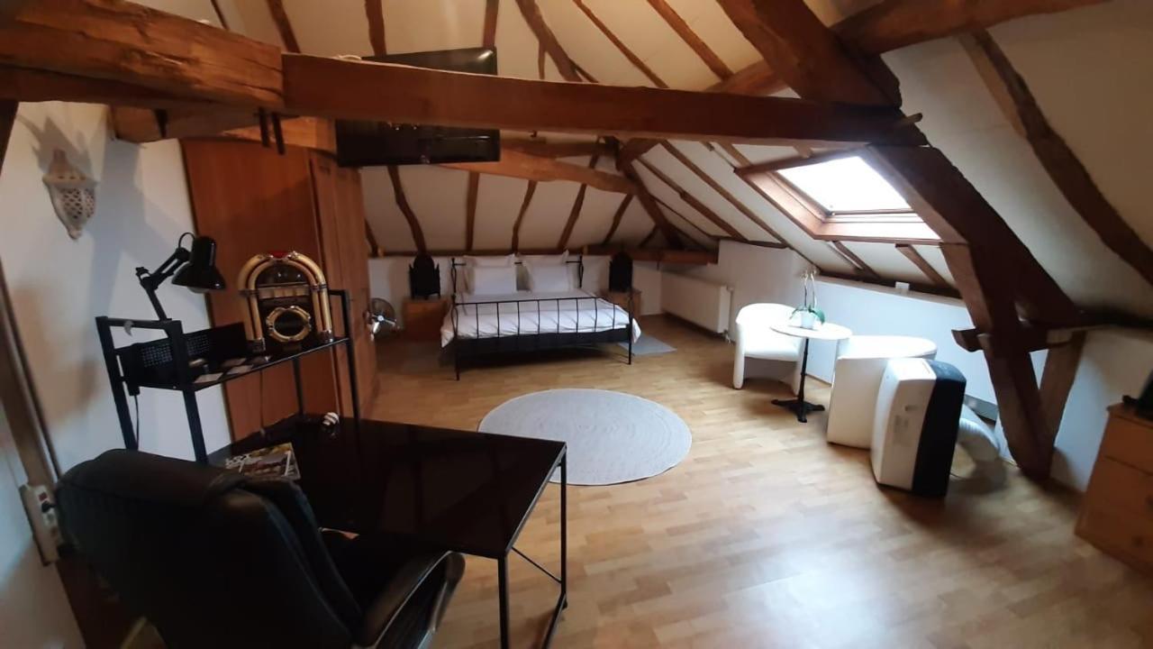 CasseneuilEn Bord De Riviere住宿加早餐旅馆 外观 照片