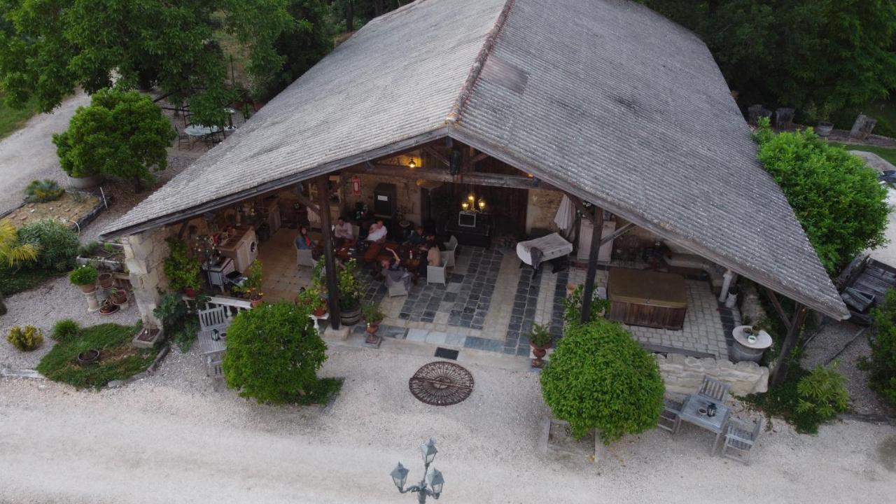 CasseneuilEn Bord De Riviere住宿加早餐旅馆 外观 照片