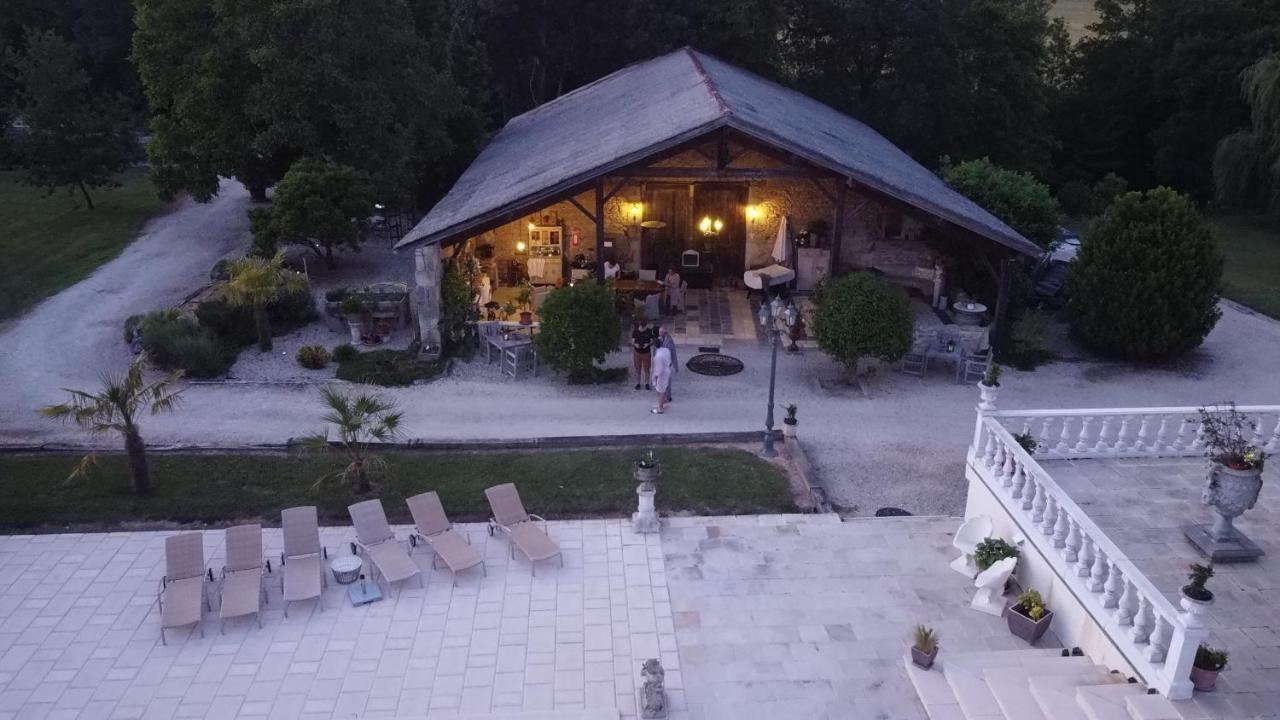 CasseneuilEn Bord De Riviere住宿加早餐旅馆 外观 照片
